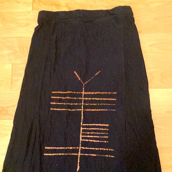 Wings of Sin Ogham Skirt - Picture 4 of 5